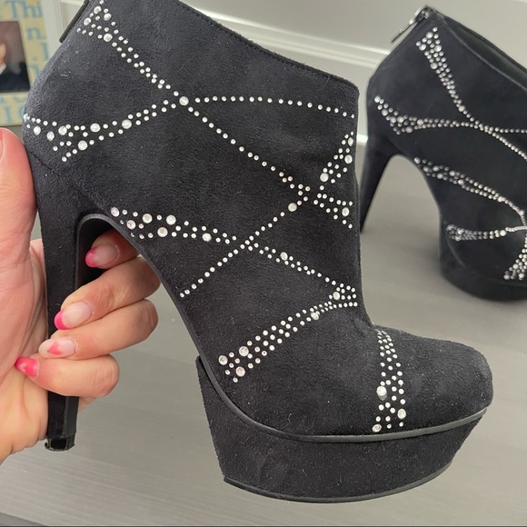 Michael Antonio Black Suede Booties with Rhinestones, Ankle Boots, Platform Boot - Picture 4 of 9